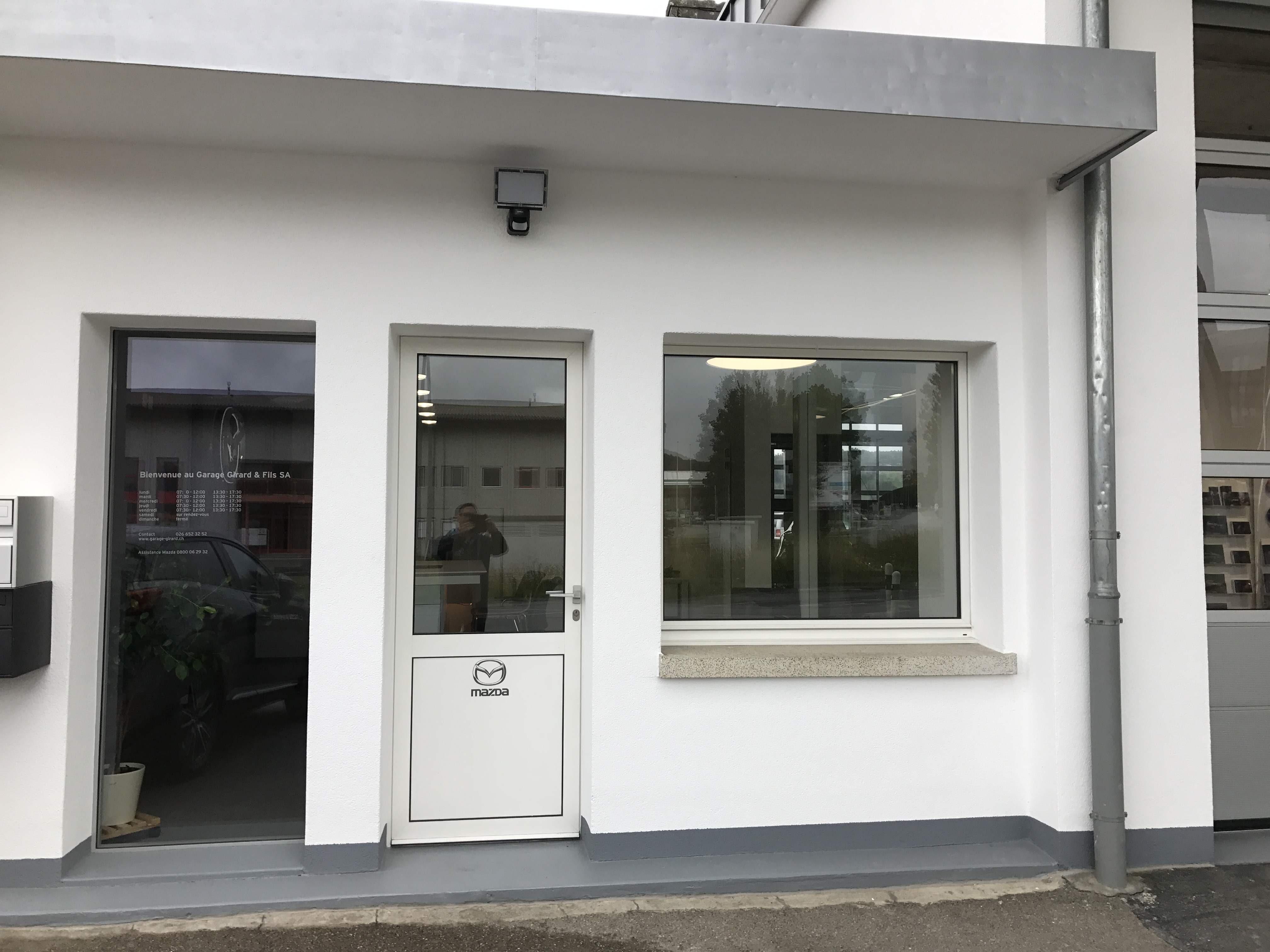 12.09.2017 061 Garage Girard SA